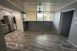 300 Miracle Strip Parkway Pkwy, Mary Esther, FL 32569 - Photo 4