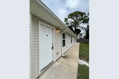 19 SE Park Circle #UNIT A, Fort Walton Beach, FL 32548 - Photo 2