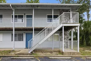 201 E College Blvd, Niceville, FL 32578 - Photo 4