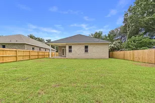 19 B Bayview Dr, Shalimar, FL 32579 - Photo 2