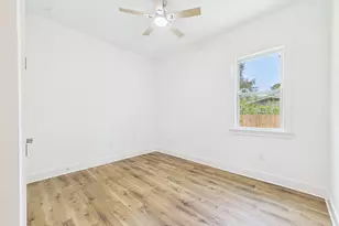 19 B Bayview Dr, Shalimar, FL 32579 - Photo 32