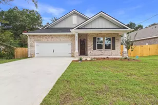 19 B Bayview Dr, Shalimar, FL 32579 - Photo 1