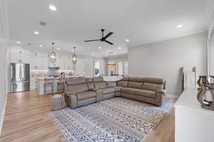 239 Abner Wy, Niceville, FL 32578 - Photo 6