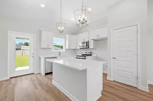 6139 Mildreds Wy, Crestview, FL 32539 - Photo 12