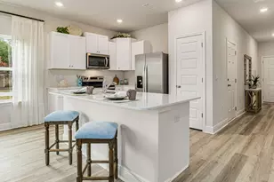 4823 Spruce Point Dr, Gulf Breeze, FL 32563 - Photo 2