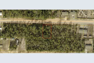 9 W Juniper Avenue, Defuniak Springs, FL 32433 - Photo 1