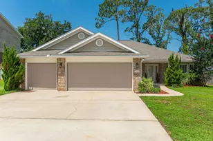 3048 Crown Creek Cir, Crestview, FL 32539 - Photo 2