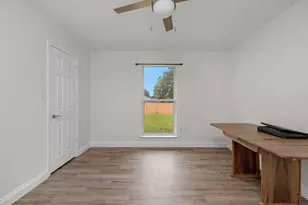 679 Brunson St, Crestview, FL 32536 - Photo 26