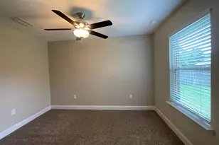 420 Scooter Cv, Crestview, FL 32539 - Photo 12