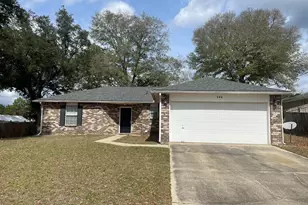 240 Westview Dr, Crestview, FL 32536 - Photo 1