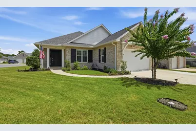 111 Hornet Lane, Valparaiso, FL 32580 - Photo 1
