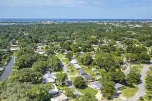 69 NE Laurie Dr, Fort Walton Beach, FL 32548 - Photo 6
