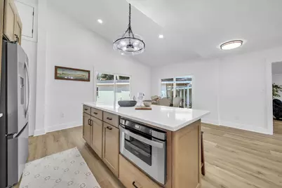 69 NE Laurie Drive, Fort Walton Beach, FL 32548 - Photo 32