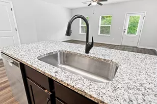 1727 Sound Haven Ct, Navarre, FL 32566 - Photo 14