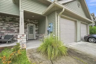 1727 Sound Haven Ct, Navarre, FL 32566 - Photo 2