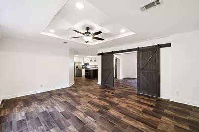 748 Phillips Drive, Freeport, FL 32439 - Photo 6