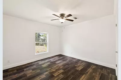 748 Phillips Drive, Freeport, FL 32439 - Photo 22
