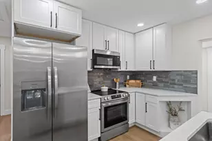 227 NE Staff Dr, Fort Walton Beach, FL 32548 - Photo 8