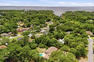 668 Brookhaven Way, Niceville, FL 32578 - Photo 8