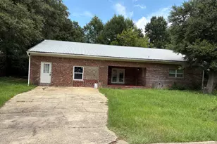 656 Sloan Cir, Pensacola, FL 32505 - Photo 18