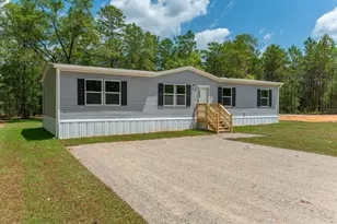 72 W Hyacinth Ave, Defuniak Springs, FL 32433 - Photo 2