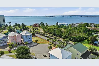 1041 Lighthouse Lagoon Court, Panama City Beach, FL 32407 - Photo 6
