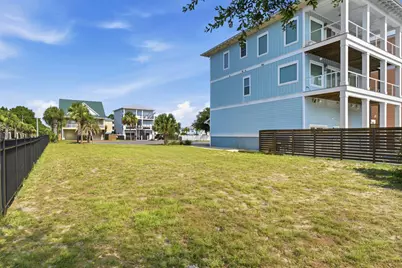 1041 Lighthouse Lagoon Court, Panama City Beach, FL 32407 - Photo 10