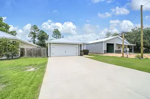 220 Pines St, Niceville, FL 32578 - Photo 2