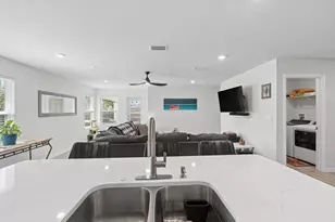 3151 Rachel Pl, Southport, FL 32409 - Photo 10