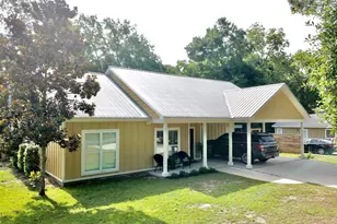 193 Polk St, Freeport, FL 32439 - Photo 2