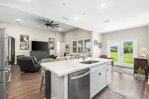 909 Brushed Dunes Circle, Freeport, FL 32439 - Photo 16