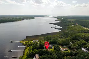 8889 Bahia Vista Ln, Navarre, FL 32566 - Photo 56