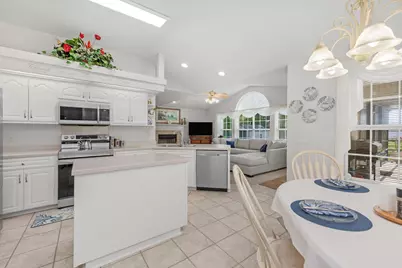 8889 Bahia Vista Lane, Navarre, FL 32566 - Photo 14