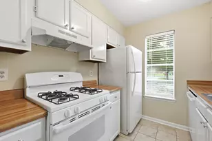 310 Redwood Ave, Niceville, FL 32578 - Photo 8
