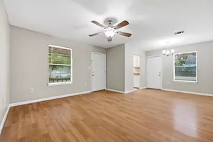 310 Redwood Ave, Niceville, FL 32578 - Photo 4