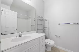 1501 N Partin Dr, Niceville, FL 32578 - Photo 22