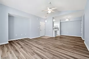 1501 N Partin Dr, Niceville, FL 32578 - Photo 6