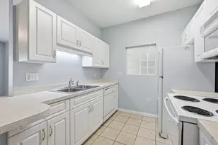 1501 N Partin Dr, Niceville, FL 32578 - Photo 12