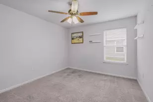 510 Earl Godwin Rd, Freeport, FL 32439 - Photo 10