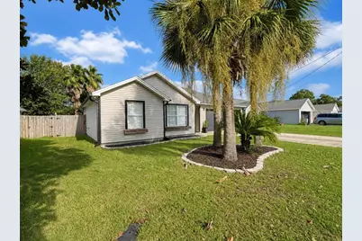2244 Estate Circle, Navarre, FL 32566 - Photo 6