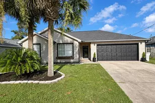 2244 Estate Cir, Navarre, FL 32566 - Photo 4
