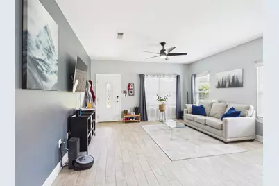 2399 Palo Alto Street, Navarre, FL 32566 - Photo 14
