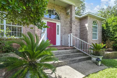 1691 Parkside Circle, Niceville, FL 32578 - Photo 2