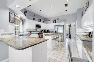 1691 Parkside Cir, Niceville, FL 32578 - Photo 10