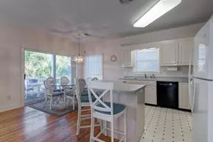 1423 Sonata Ct, Navarre, FL 32566 - Photo 6