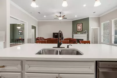 303 Blaze Boulevard, Freeport, FL 32439 - Photo 4