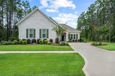 102 Shimmer Circle, Freeport, FL 32439 - Photo 2