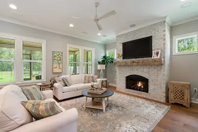 102 Shimmer Circle, Freeport, FL 32439 - Photo 4