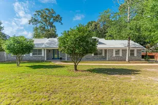 140 Gillis Dr, Crestview, FL 32536 - Photo 2