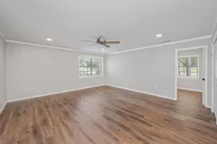 140 Gillis Dr, Crestview, FL 32536 - Photo 34